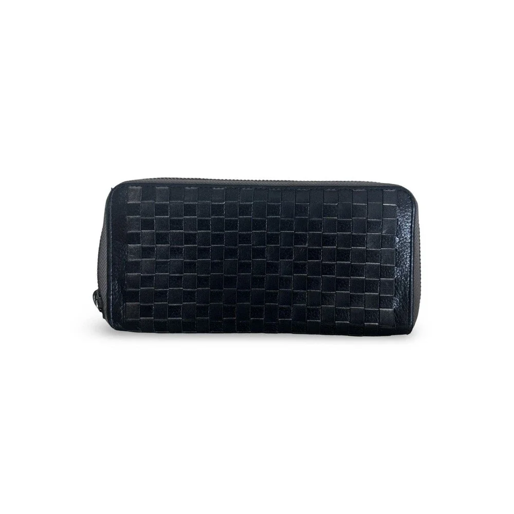 Samantha Kingz Black Woven Leather Black Leather Full Size Wallet Minimalist